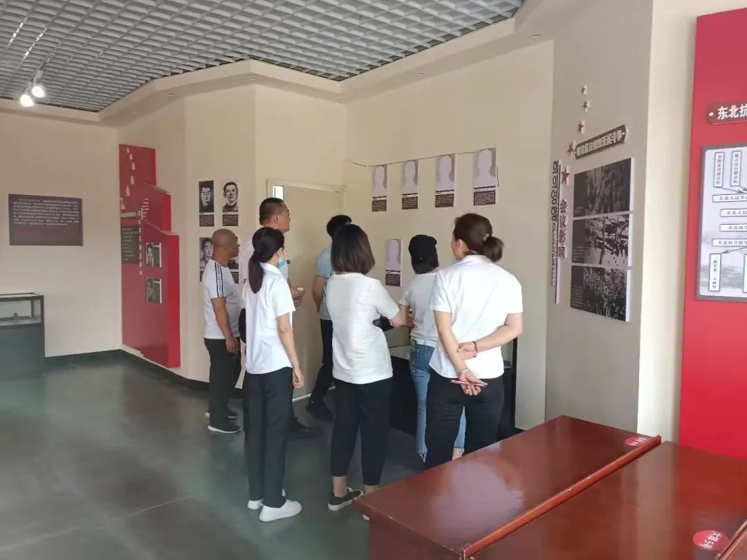 1695095447910469.jpg e61de47be6f78eb1d8ddddbff240dacf.jpg